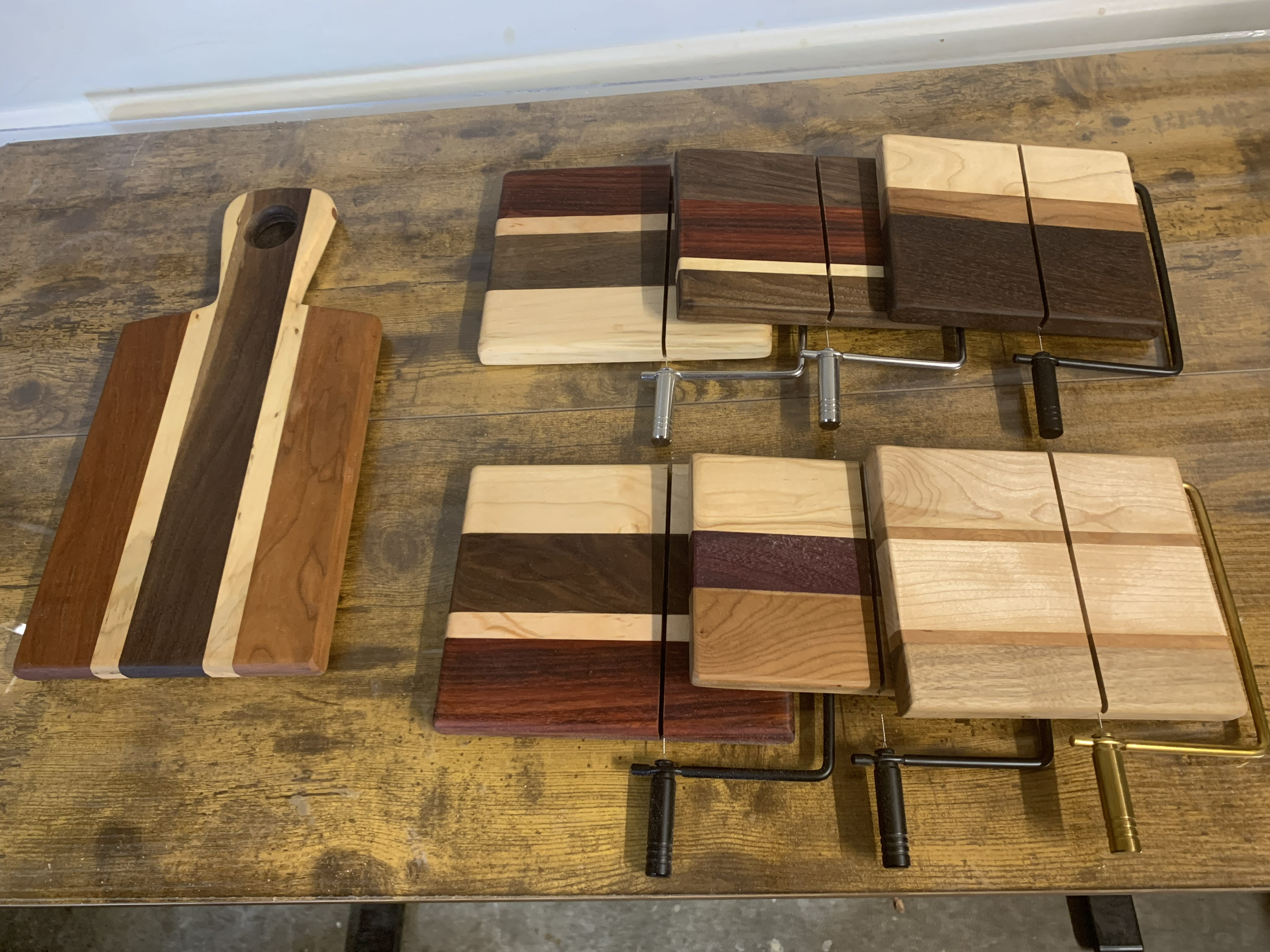 Edge grain detail